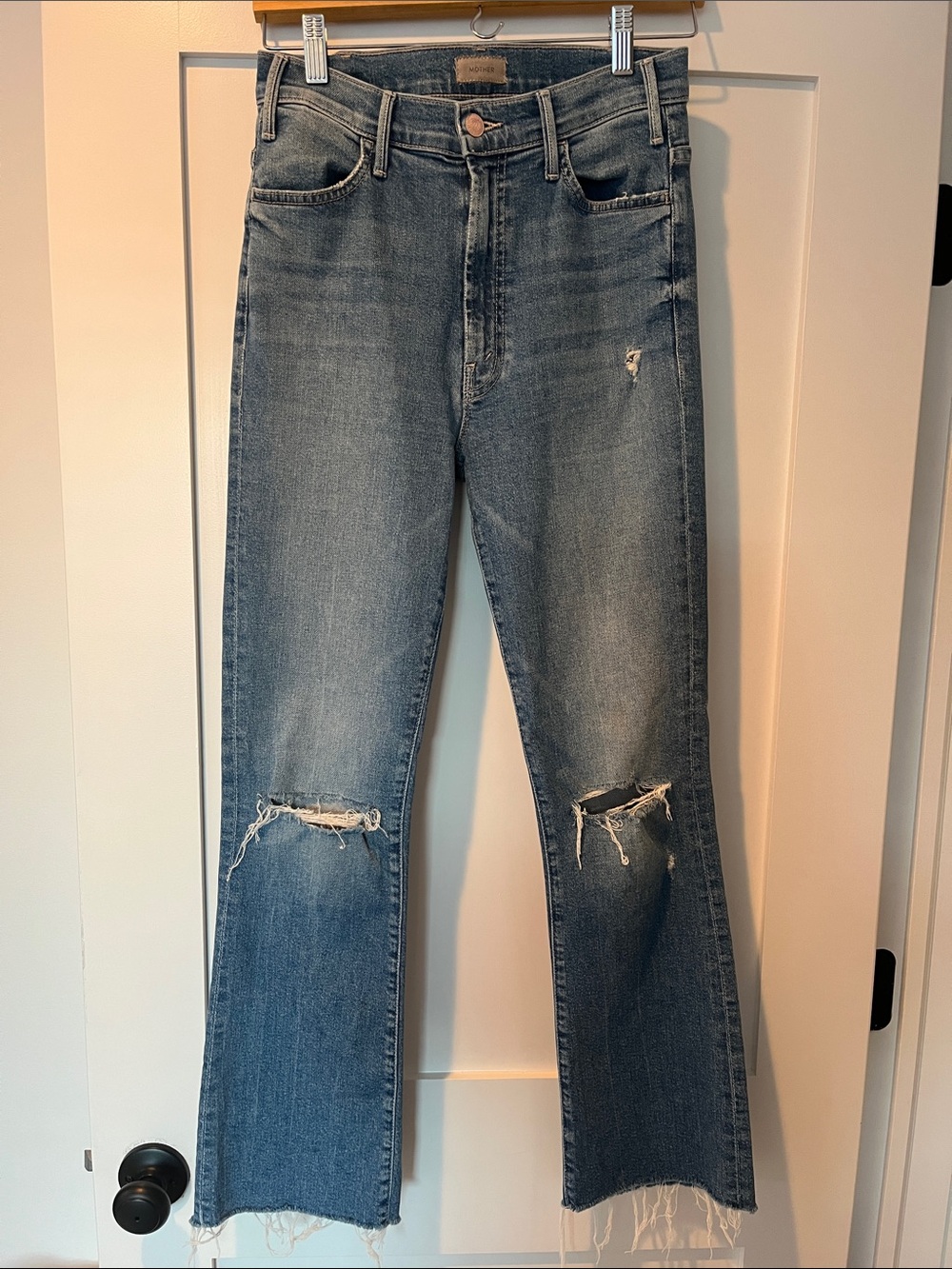 MOTHER The Hustler Ankle Fray Distressed Blue Denim Jeans